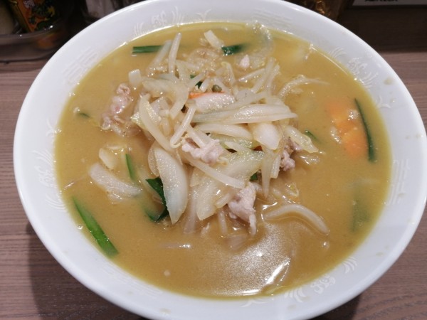 「みそラーメン　　900円」@宝屋の写真