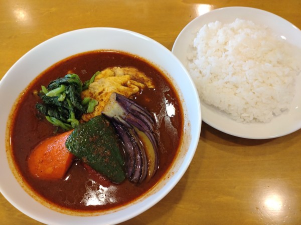 「ベーコンエッグやさい　１２００円」@スープカリー木多郎の写真