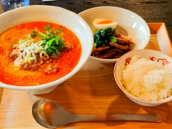 「担々麺セット」@熱烈上海食堂の写真