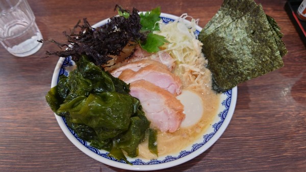 「鶏節みそラーメン (期間限定麺)」@味噌ラーメン 雪ぐにの写真