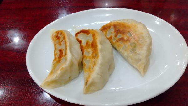 「ざる+餃子3個(¥700+200)」@恵 中華の写真