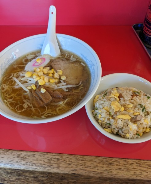 「塩ラーメン＋半炒飯」@メルシーの写真
