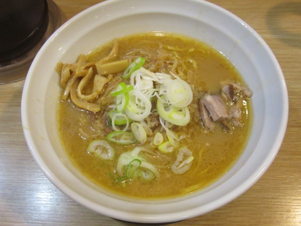 「みそ(900円)」@さっぽろ羅偉伝 立川店の写真