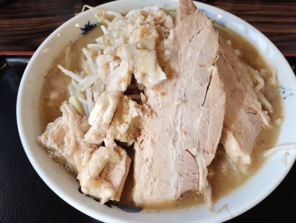 「濃コク豚ソバ 肉増」@豚ソバ妖怪 飛燕の写真