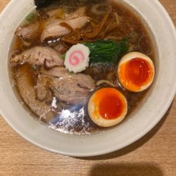 醤油ラーメン並