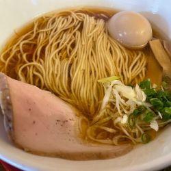 細麺しょうゆ850円+味付け玉子100円