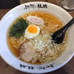 醤油ラーメン¥750+生ビール¥650-