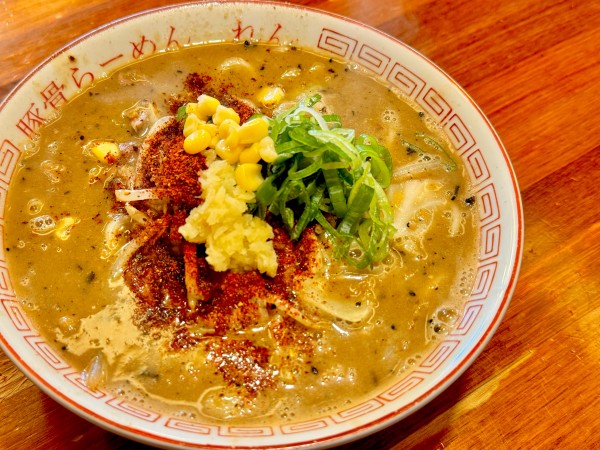 「濃厚焼き味噌らーめん950円」@豚骨らーめん れんの写真