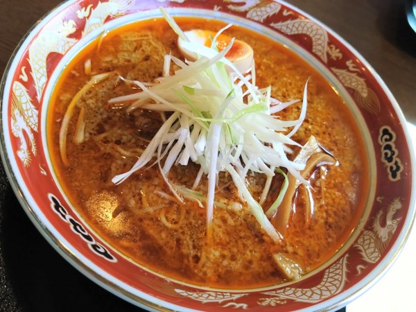 「ドラゴン醤油 中辛 850円」@麺や 城 筒井店の写真