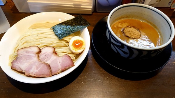 「鳥豚魚介つけ麺」@ラーメン ますだやの写真