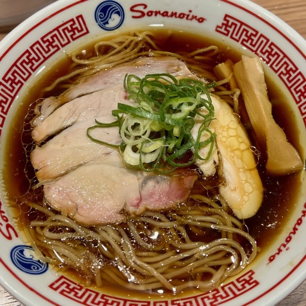 「醤油らーめん」@そらのいろ NIPPONの写真