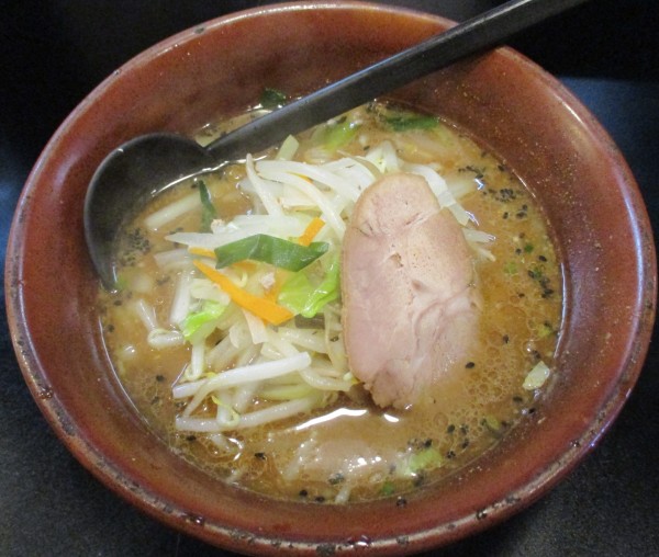 「赤味噌らーめん　800円」@大穀の写真