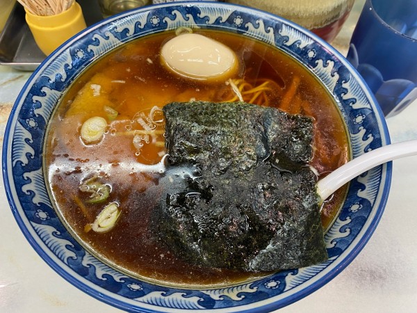 「支那そば（並盛）800円+味玉100円」@ラーメン 丸仙の写真