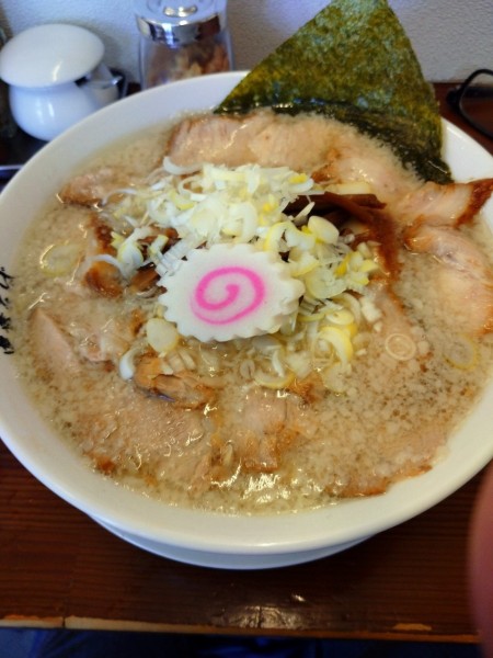 「肉そば（大盛ランチサービス）こってり」@中華そば 馥の写真