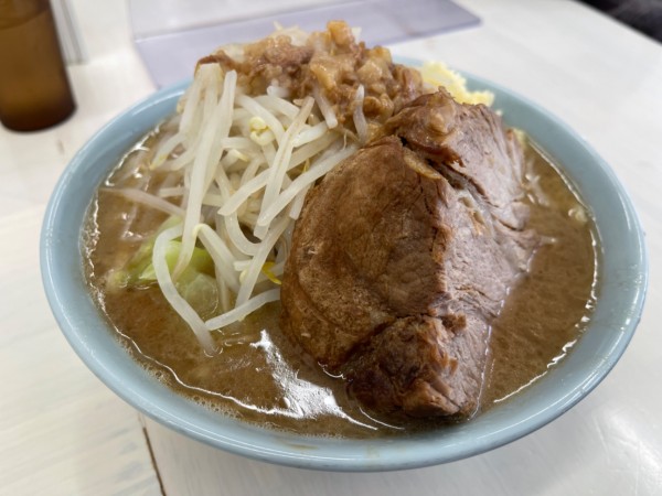 「豚ラーメン」@俺の生きる道 柏店の写真