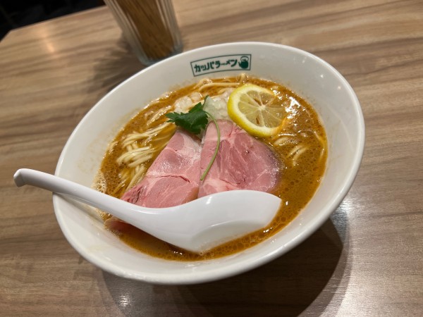 「【3周年限定】旨味凝縮濃厚海老らーめん」@カッパラーメンセンターの写真