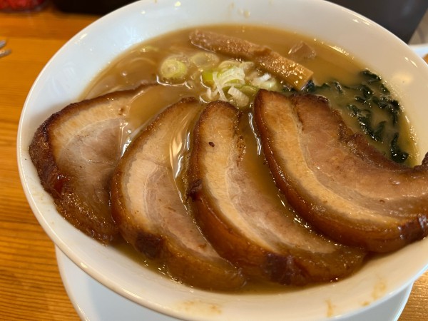 「豚骨醤油チャーシュー（厚切り）」@麺屋 高豚 古城店の写真