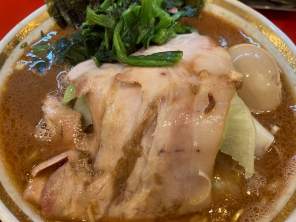 「特製ラーメン(中)」@家系ラーメン 裏大輝家 青物横丁店の写真