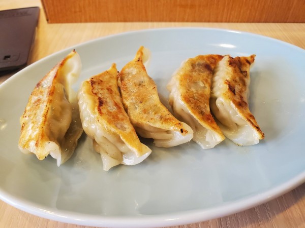 「うす皮ぎょうざ」@中華千里の写真