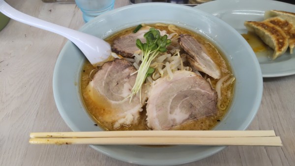 「みそチャーシュー」@くるまやラーメン 万力店の写真