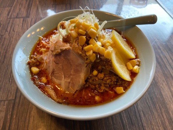 「火山ラーメンからめ(1000)」@旭川らあめん もぐりの写真