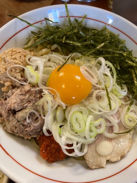 「ひっぱりまぜそば¥920＋大盛¥150」@烈火 庄内本店の写真