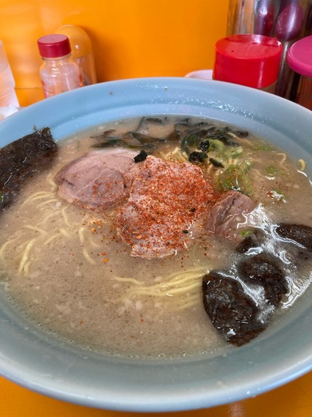 「ラーメン 中」@ラーメンショップYAMANAKA 福生店の写真