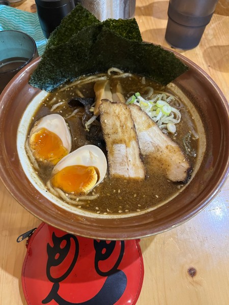 「特製にぼし味噌らーめん」@究極のにぼし味噌らーめん 人間ばんざいの写真