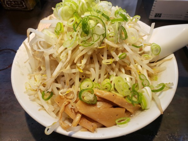 「しょうゆラーメン＋もやし」@旨みこってりらーめん 鐵 TETSU 蘇我本店の写真