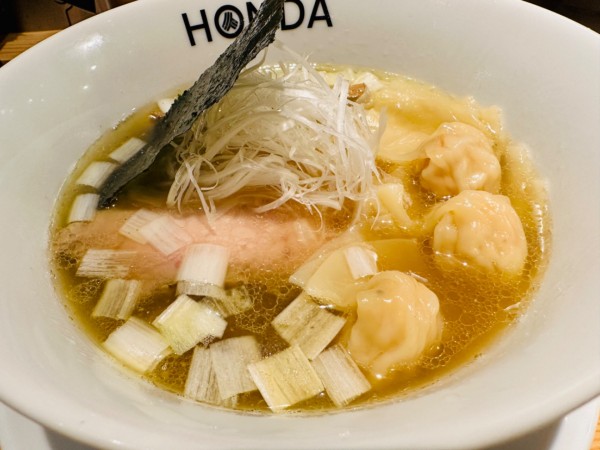 「自家製手揉み塩らあめん【1000円】」@本田麺業 神田西口駅前店の写真