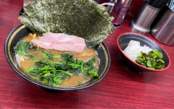 「のり・ほうれん草ラーメン ¥950 ∞ライス ¥50」@麺家 紫極 大泉学園店の写真