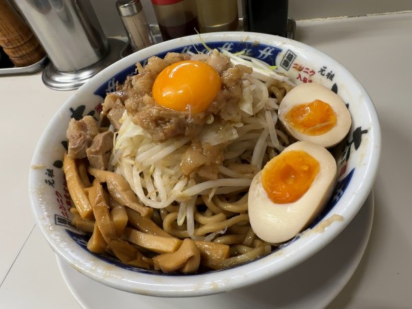 「油そば+中盛」@ラーメン大 我孫子店の写真