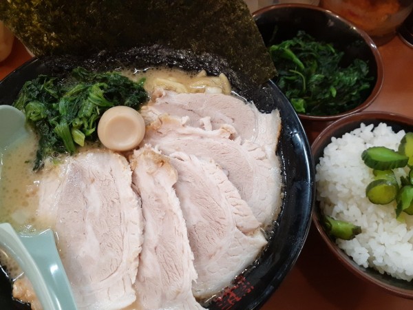 「チャーシューメン」@横浜家系ラーメン 極味家の写真