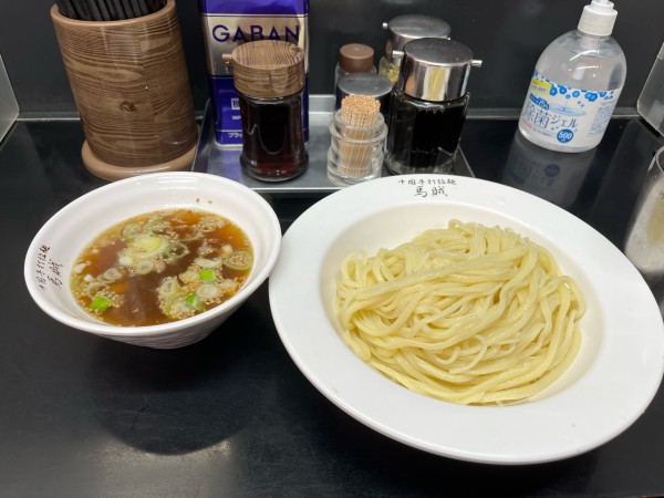 「つけ麺」@中国手打拉麺 馬賊 日暮里店の写真