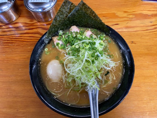「ラーメン、味玉」@カマリヤ大将の写真