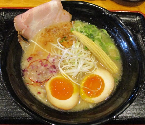 「鶏白湯ラーメン＋サービス味玉　900円」@麺屋 ニシムクサムライの写真