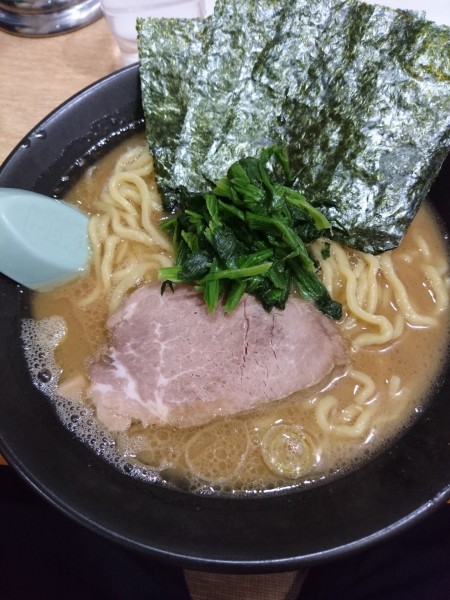 「醤油ラーメン（880円）」@らーめん家 せんだい 横浜駅西口店の写真