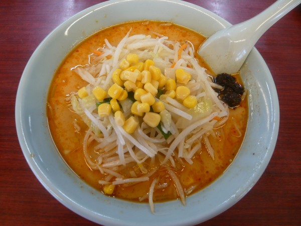 「ピリ辛こくだしラーメン」@満北亭 新青海街道東大和店の写真