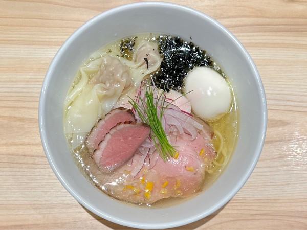 「★青森拉麺めっけもん盛全部のせ(白)🍜¥1,500」@拉麺·餃子 花秀の写真