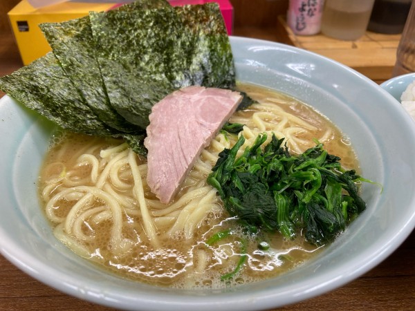 「ラーメン　700円」@横浜ラーメン 武蔵家 北千住店の写真