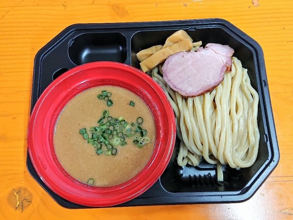 「【活龍】濃厚うにつけ麺」@大つけ麺博 Presents 日本ラーメン大百科の写真