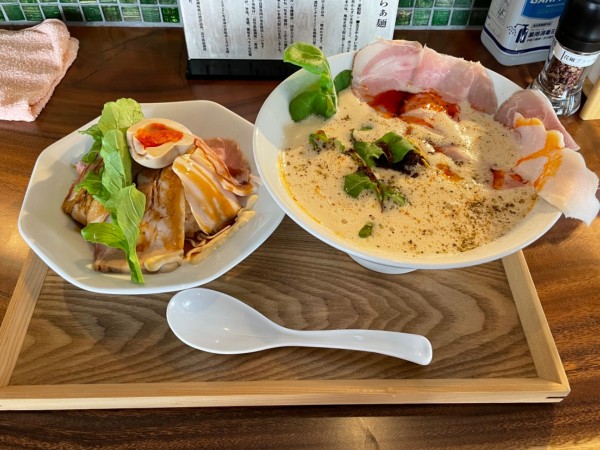 「濃厚鶏豚坦々麺＋本日のセットご飯（チャーシューご飯）」@らぁ麺専門店 こころばの写真