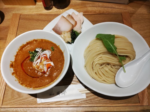 「赤つけ麺」@麺屋 周郷 神田店の写真
