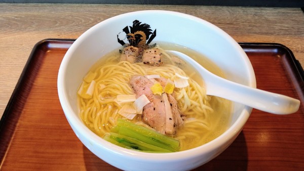 「鴨中華そば（塩）」@中華そば 満鶏軒 秋葉原UDX店の写真