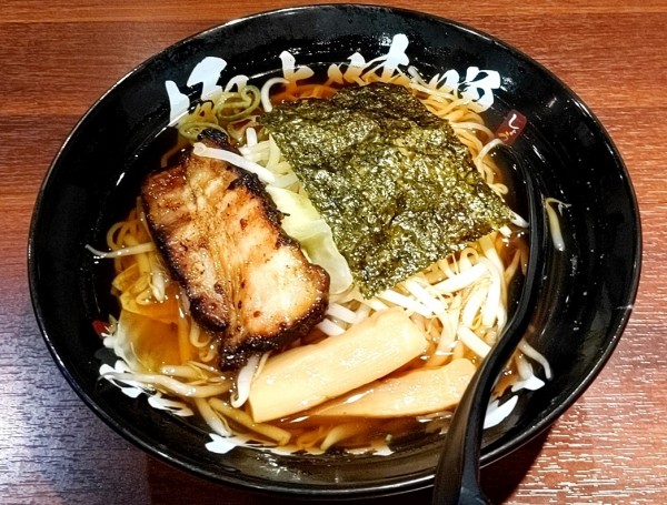 「旭川醤油らーめん」@札幌熟成味噌らーめん 匠神の写真