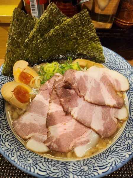 「特製背脂中華そば🍜」@セアブラノ神 伏見剛力の写真