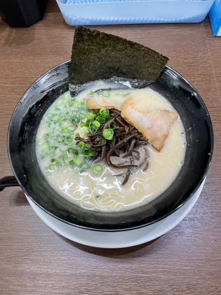 「白とんこつ(760円)」@博多ラーメン つばさの写真