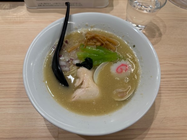 「はまぐり鶏白湯らぁ麺  1080円」@らぁ麺 ななみの写真