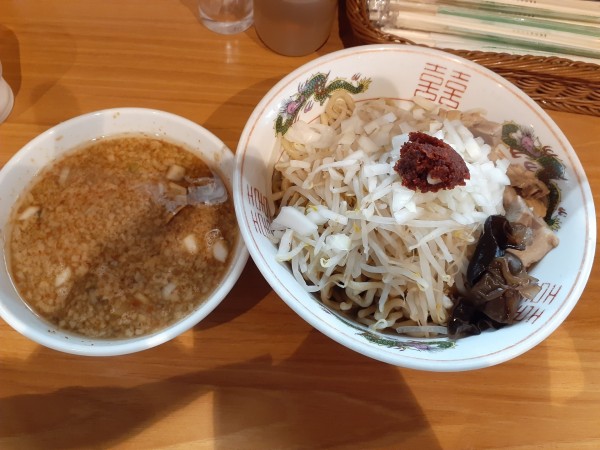 「つけらーめん、大盛」@らーめん ぽっぽっ屋 水道橋店の写真