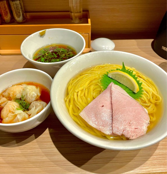 「昆布水つけ麺醤油2種ワンタン【TP】大盛」@支那蕎麦 澤田の写真